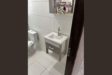 Casa à venda com 181m², 2 quartos e 2 vagasBanheiro