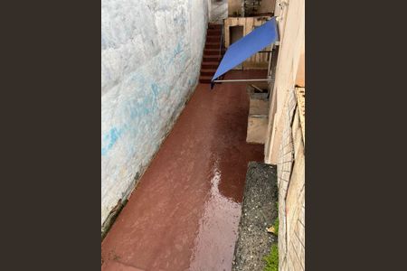 Casa à venda com 181m², 2 quartos e 2 vagasÁrea externa