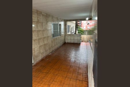 Casa à venda com 181m², 2 quartos e 2 vagasÁrea externa