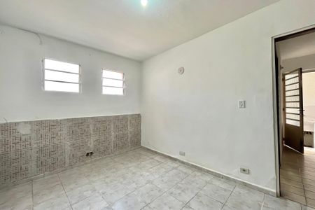 Sala de casa para alugar com 2 quartos, 65m² em Vila do Encontro, São Paulo