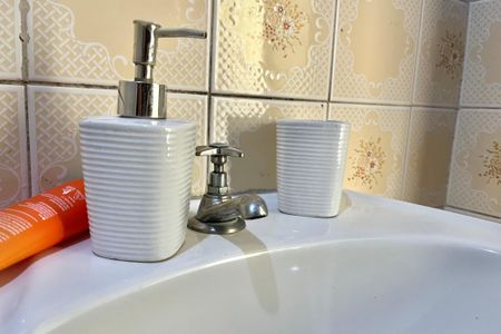 Casa para alugar com 65m², 2 quartos e sem vagaBanheiro