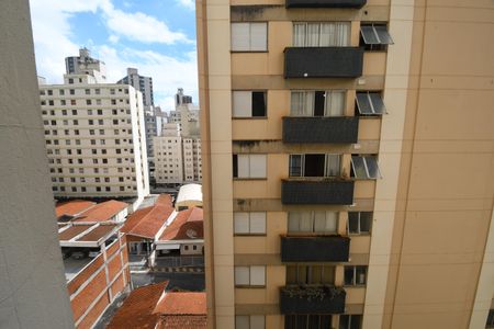 Quarto - Vista de kitnet/studio para alugar com 1 quarto, 40m² em Centro, Campinas