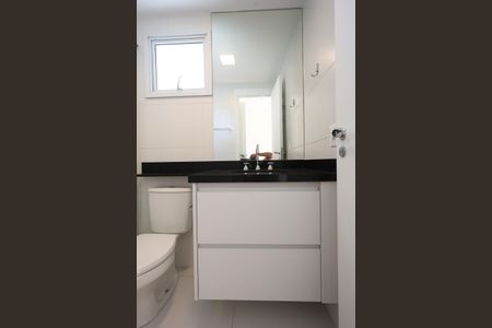 Apartamento para alugar com 87m², 2 quartos e 2 vagas Apartamento para alugar com 87m², 2 quartos e 2 vagasBanheiro da Suíte