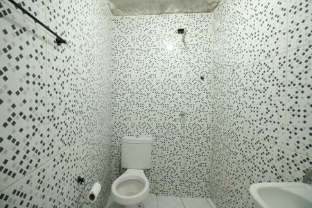 Casa para alugar com 65m², 1 quarto e sem vagaBanheiro