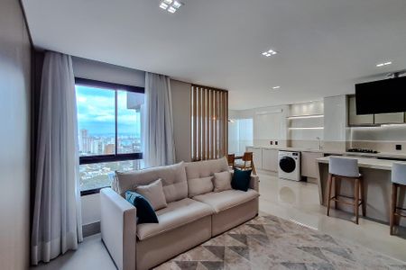 Sala de kitnet/studio para alugar com 1 quarto, 60m² em Vila Dom Pedro I, São Paulo