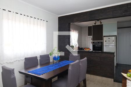 Casa à venda com 350m², 4 quartos e 3 vagasSala