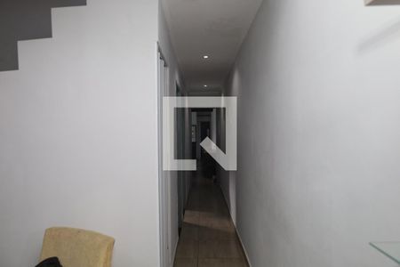 Casa à venda com 350m², 4 quartos e 3 vagasCorredor