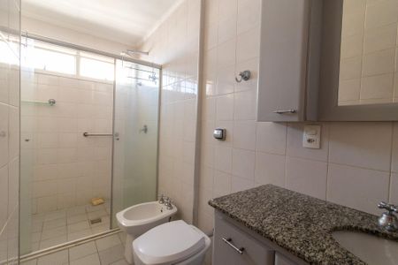 Apartamento para alugar com 150m², 4 quartos e 3 vagas Apartamento para alugar com 150m², 4 quartos e 3 vagasBanheiro da Suíte