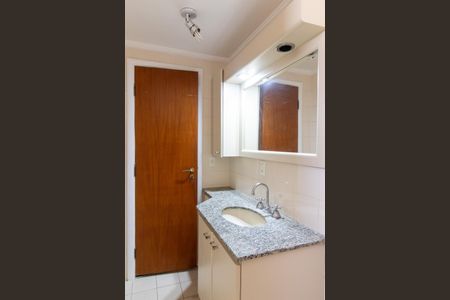 Apartamento para alugar com 150m², 4 quartos e 3 vagas Apartamento para alugar com 150m², 4 quartos e 3 vagasBanheiro