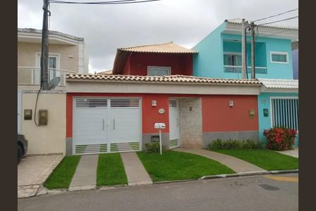 Casa de condomínio para alugar com 240m², 3 quartos e 3 vagasÁrea externa