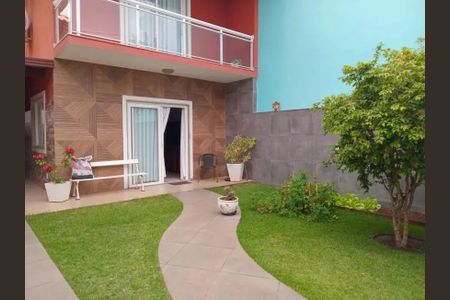 Casa de condomínio para alugar com 240m², 3 quartos e 3 vagasÁrea externa