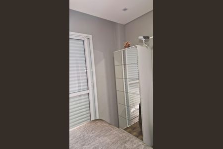 Quarto de apartamento à venda com 3 quartos, 75m² em Jardim Tupanci, Barueri