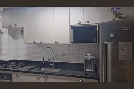 Apartamento à venda com 75m², 3 quartos e 2 vagasCozinha