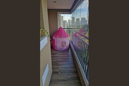 Apartamento à venda com 75m², 3 quartos e 2 vagasVaranda