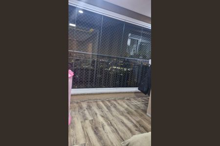 Apartamento à venda com 75m², 3 quartos e 2 vagasVaranda