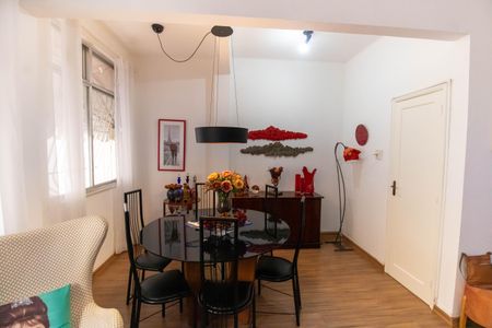 Sala de apartamento para alugar com 2 quartos, 70m² em Icaraí, Niterói