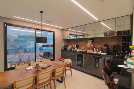 Casa à venda com 150m², 3 quartos e 3 vagasCozinha