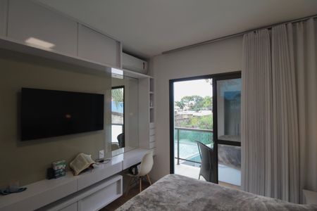 Casa à venda com 150m², 3 quartos e 3 vagasSuite