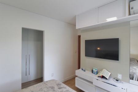 Casa à venda com 150m², 3 quartos e 3 vagasSuite