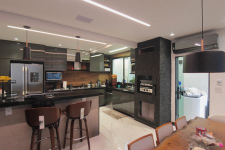 Casa à venda com 150m², 3 quartos e 3 vagasCozinha