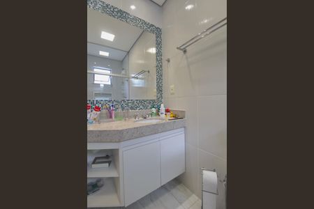 Casa à venda com 150m², 3 quartos e 3 vagasBanheiro da Suite