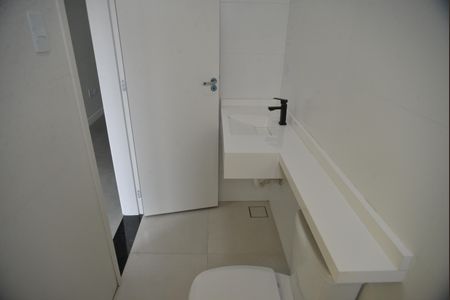 Casa à venda com 155m², 3 quartos e 3 vagasBanheiro da Suite 1