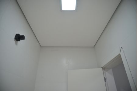 Casa à venda com 155m², 3 quartos e 3 vagasBanheiro da Suíte 2