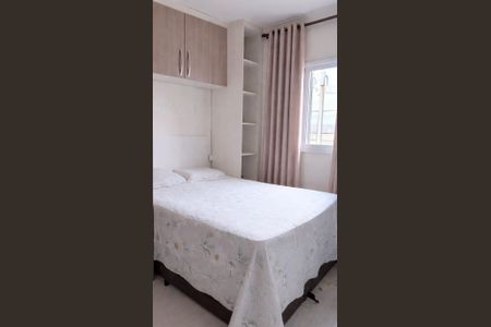 Quarto de casa à venda com 2 quartos, 56m² em Parque Novo Oratório, Santo André