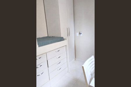 Quarto de casa à venda com 2 quartos, 56m² em Parque Novo Oratório, Santo André
