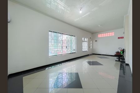 Sala de casa para alugar com 3 quartos, 200m² em Centro, Osasco
