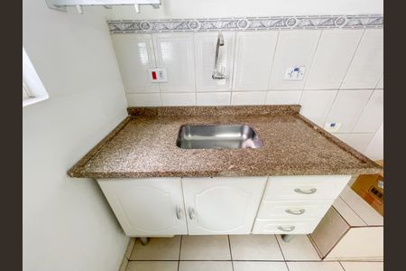 Casa à venda com 200m², 5 quartos e 3 vagas Casa à venda com 200m², 5 quartos e 3 vagasCopa e Cozinha