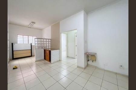 Casa à venda com 200m², 5 quartos e 3 vagas Casa à venda com 200m², 5 quartos e 3 vagasCopa e Cozinha