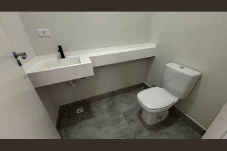 Casa à venda com 155m², 3 quartos e 3 vagas Casa à venda com 155m², 3 quartos e 3 vagasBanheiro da Suíte 3