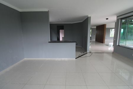 Casa de condomínio para alugar com 460m², 4 quartos e 4 vagasSala 2