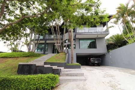 Casa de condomínio para alugar com 460m², 4 quartos e 4 vagasÁrea Externa