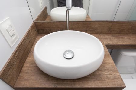 Apartamento para alugar com 41m², 2 quartos e sem vagaBanheiro 