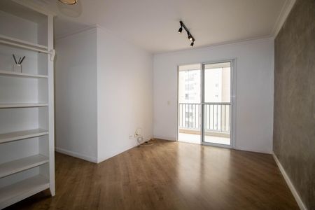 Sala de apartamento para alugar com 3 quartos, 68m² em Parque Reboucas, São Paulo