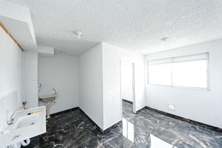 Apartamento para alugar com 2 quartos, 32m² em Parque São Lourenço, São Paulo