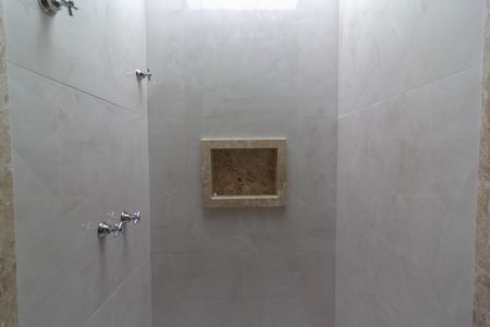 Casa para alugar com 190m², 3 quartos e 2 vagas Casa para alugar com 190m², 3 quartos e 2 vagasBanheiro Suíte 1