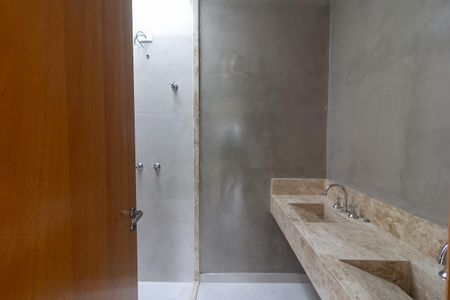 Casa para alugar com 190m², 3 quartos e 2 vagas Casa para alugar com 190m², 3 quartos e 2 vagasBanheiro Suíte 3