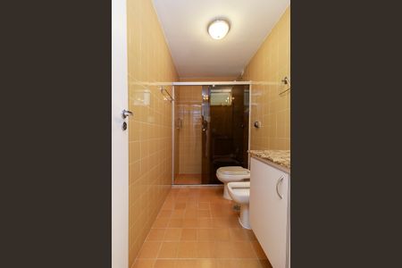 Apartamento para alugar com 108m², 3 quartos e 2 vagas Apartamento para alugar com 108m², 3 quartos e 2 vagasBanheiro 2