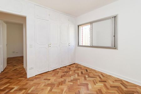 Apartamento para alugar com 108m², 3 quartos e 2 vagas Apartamento para alugar com 108m², 3 quartos e 2 vagasQuarto 2