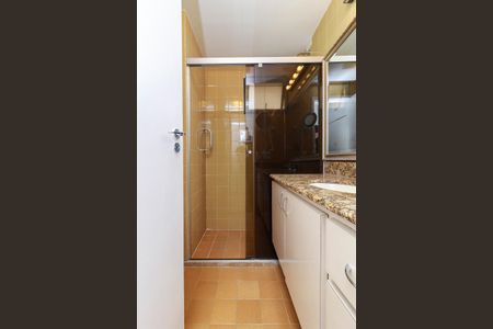 Apartamento para alugar com 108m², 3 quartos e 2 vagas Apartamento para alugar com 108m², 3 quartos e 2 vagasSuíte - Banheiro