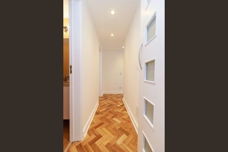 Apartamento para alugar com 108m², 3 quartos e 2 vagas Apartamento para alugar com 108m², 3 quartos e 2 vagasCorredor