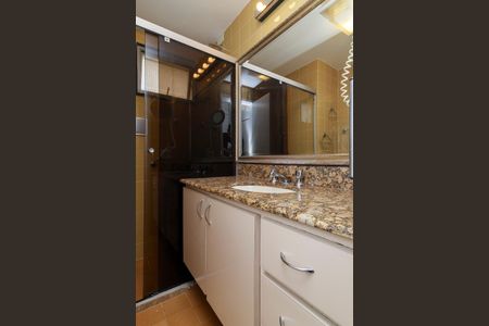 Apartamento para alugar com 108m², 3 quartos e 2 vagas Apartamento para alugar com 108m², 3 quartos e 2 vagasSuíte - Banheiro