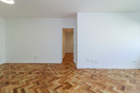 Apartamento para alugar com 108m², 3 quartos e 2 vagas Apartamento para alugar com 108m², 3 quartos e 2 vagasSala