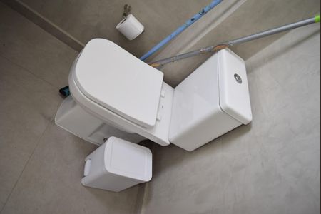 Apartamento à venda com 150m², 3 quartos e 1 vagaÁrea de Serviço - banheiro