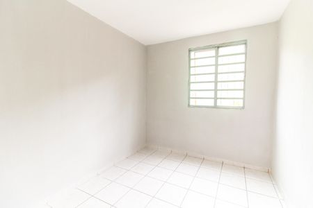 Quarto 2 de apartamento para alugar com 2 quartos, 45m² em Conjunto Habitacional Inácio Monteiro, São Paulo