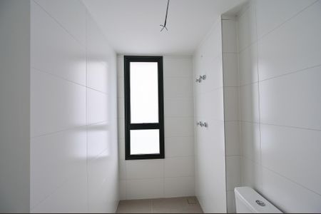 Apartamento à venda com 179m², 3 quartos e 2 vagasBanheiro da Suíte 1