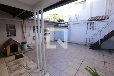 Casa à venda com 370m², 8 quartos e 3 vagasCasa  3